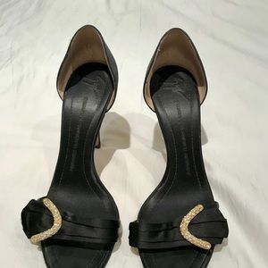 Giuseppe Zanotti RARE satin crystal D’Orsay heels